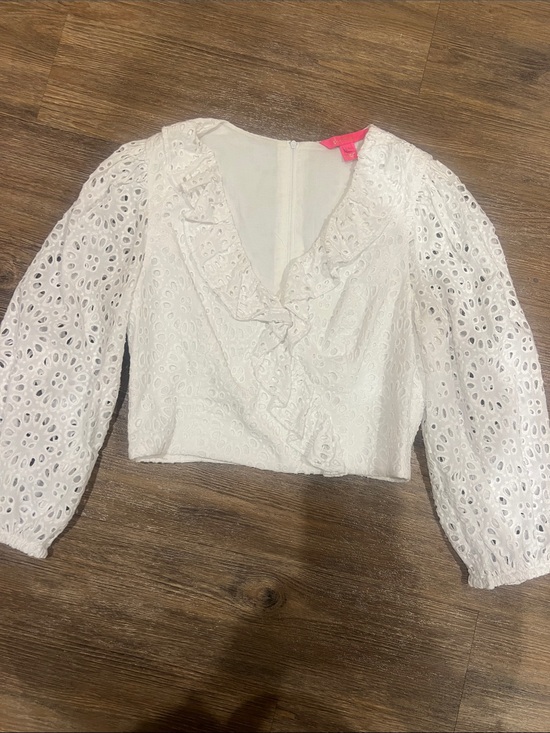 Lilly Pulitzer Tops - Lilly Pulitzer White Eyelet Ruffle V-Neck Blouse
